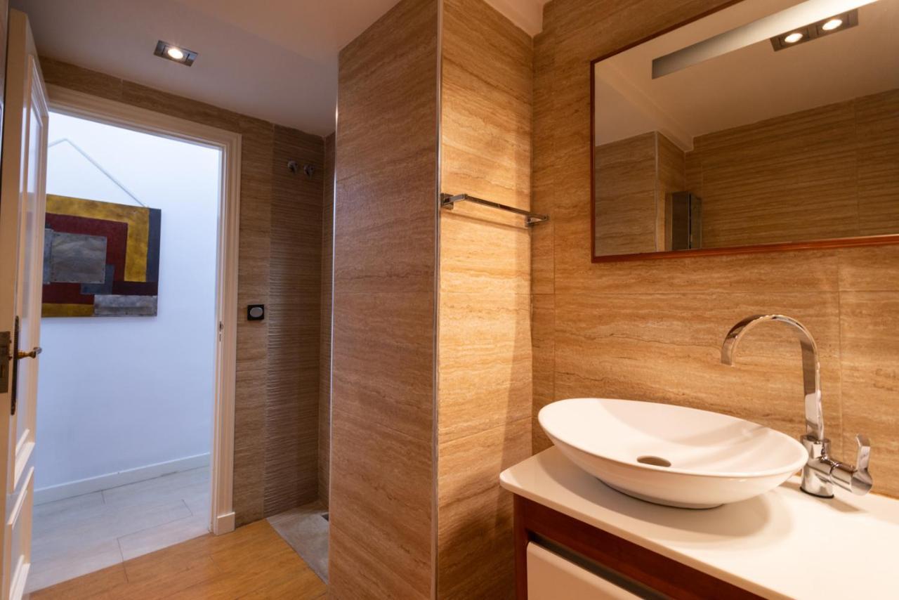 Florit Flats - The Old Town Apartment บาเลนเซีย ภายนอก รูปภาพ