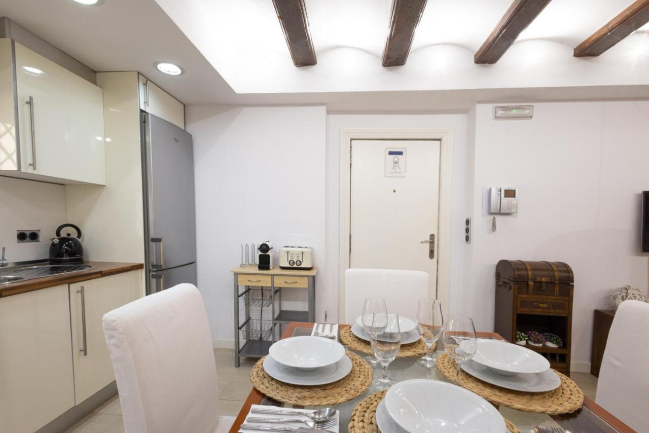 Florit Flats - The Old Town Apartment บาเลนเซีย ภายนอก รูปภาพ