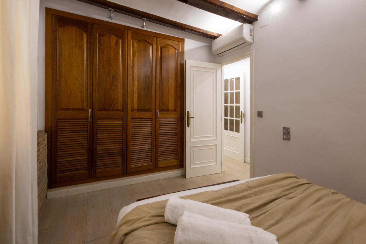 Florit Flats - The Old Town Apartment บาเลนเซีย ภายนอก รูปภาพ